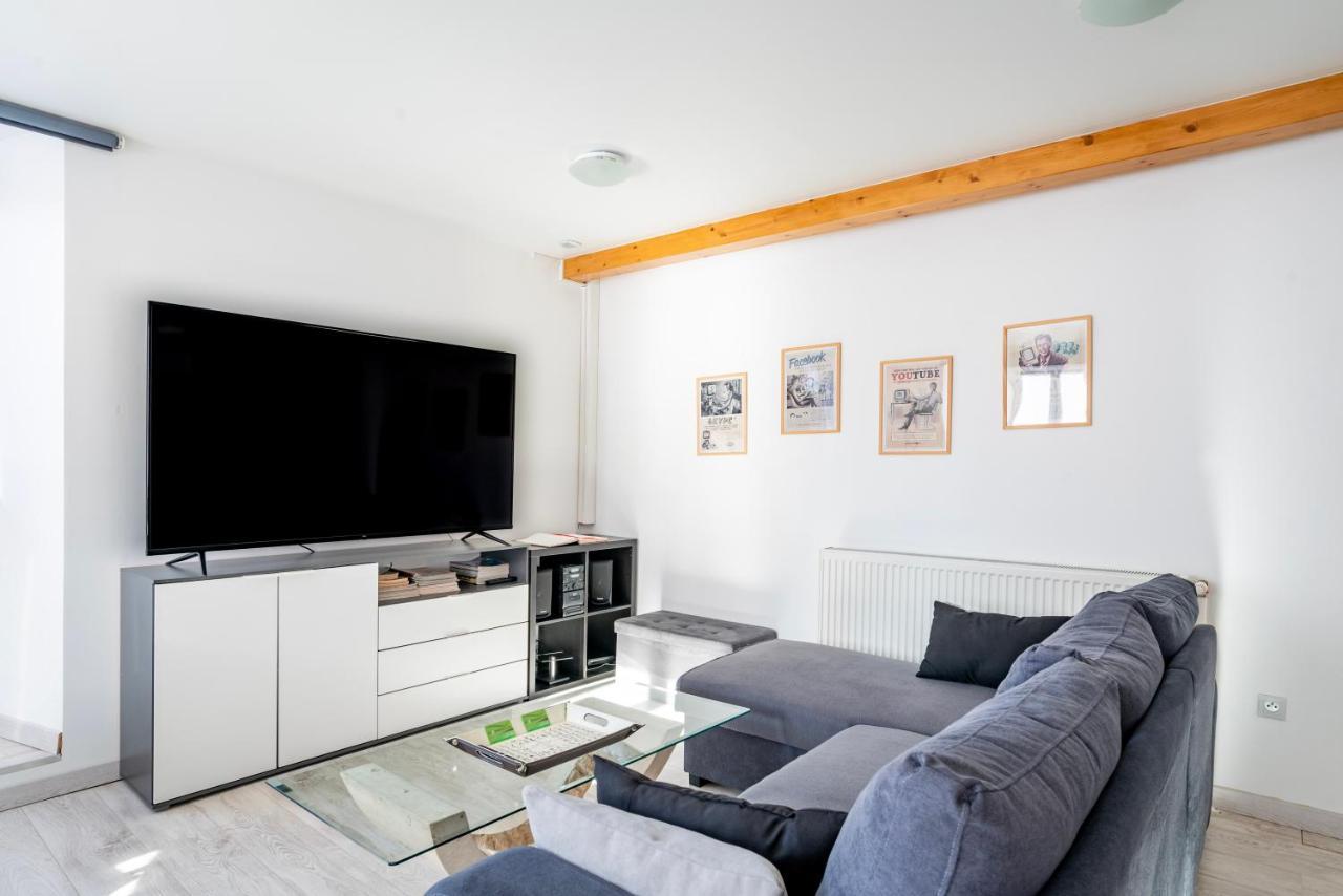 Gite Le Carpe Diem - Classe 3 Etoiles - Centre Ville - Wifi - Netflix Marmoutier المظهر الخارجي الصورة